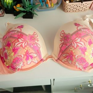 Victoria secret bra
